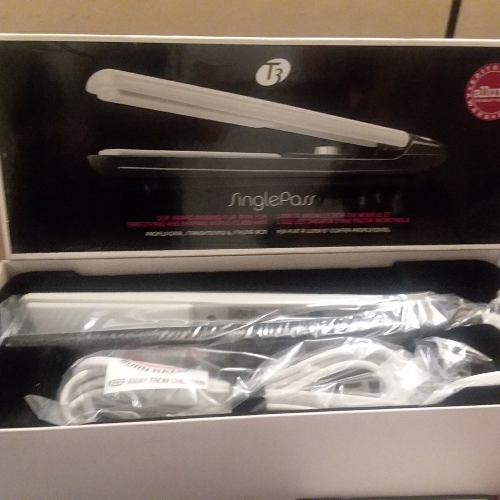 Sold T3 SINGLE PASS Flat Iron